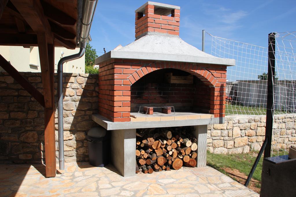 Rural House Gluic Villa Bogatić Стая снимка
