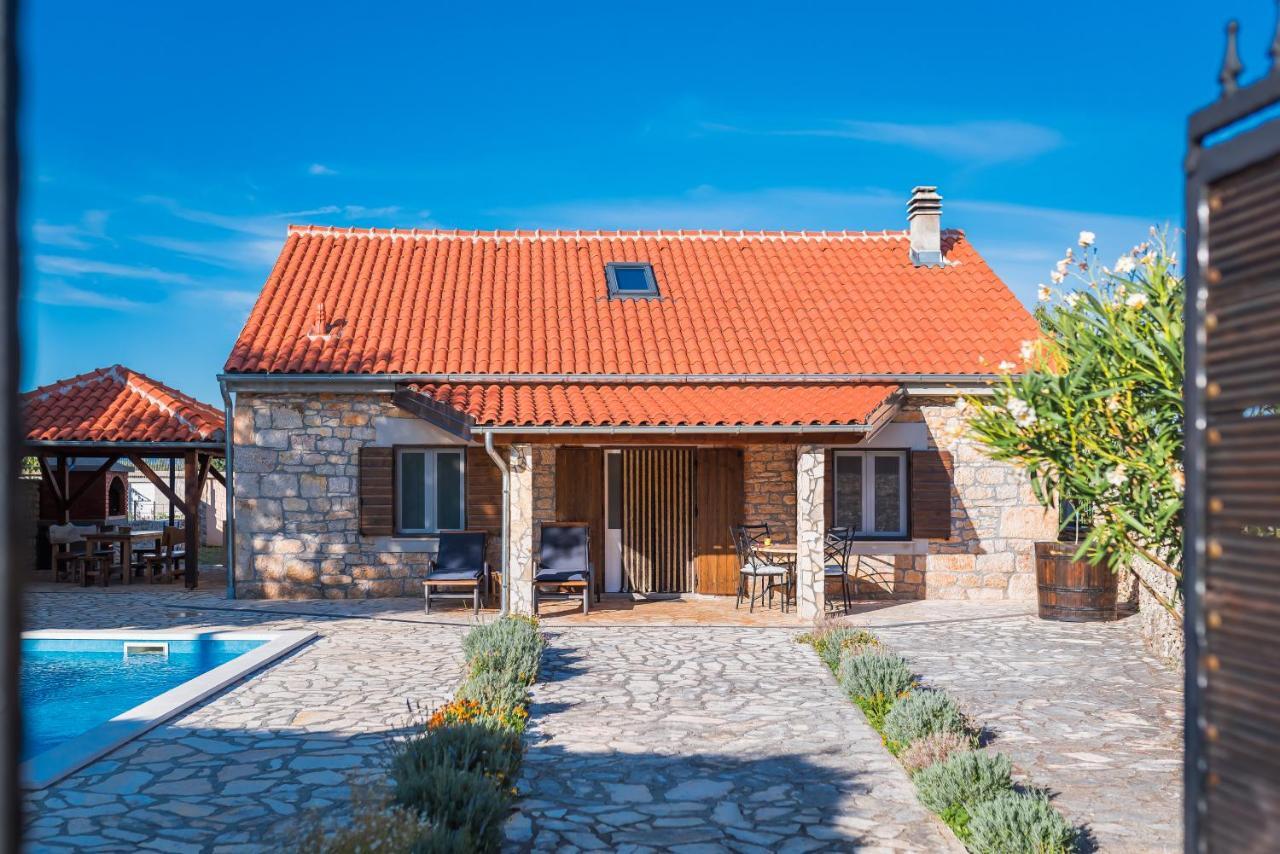 Rural House Gluic Villa Bogatić Екстериор снимка