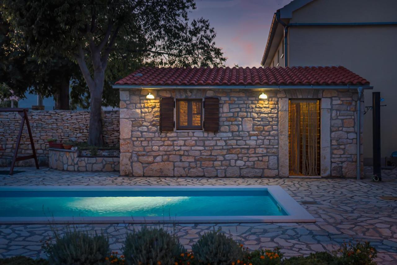 Rural House Gluic Villa Bogatić Екстериор снимка