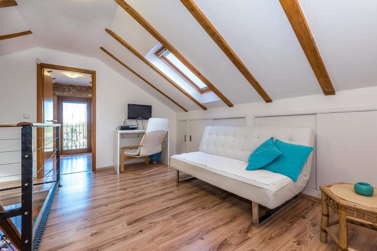 Rural House Gluic Villa Bogatić Екстериор снимка